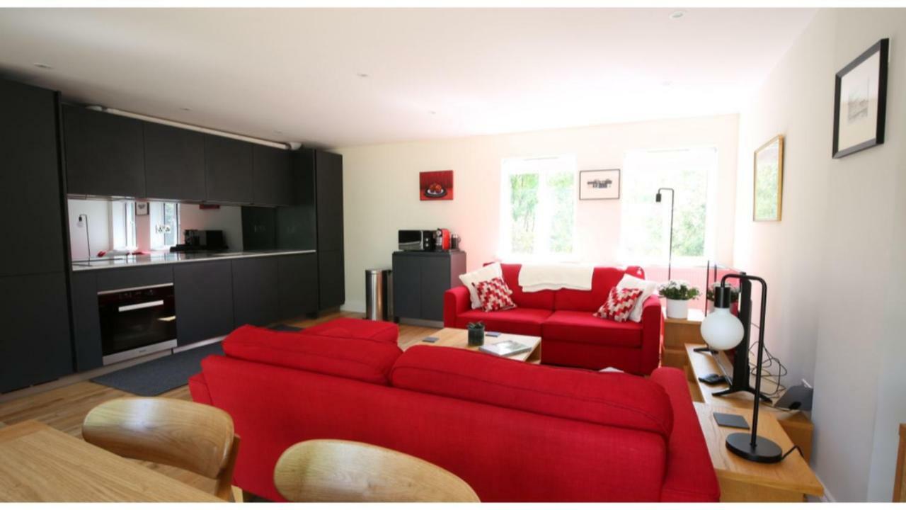 ★ Luxury Oxford Apartment ★ Sleeps 4, Free Parking Kültér fotó