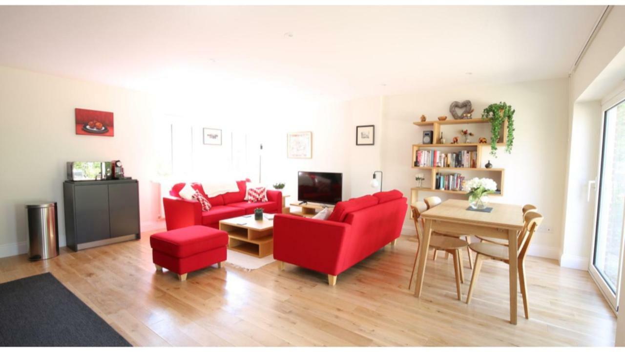 ★ Luxury Oxford Apartment ★ Sleeps 4, Free Parking Kültér fotó